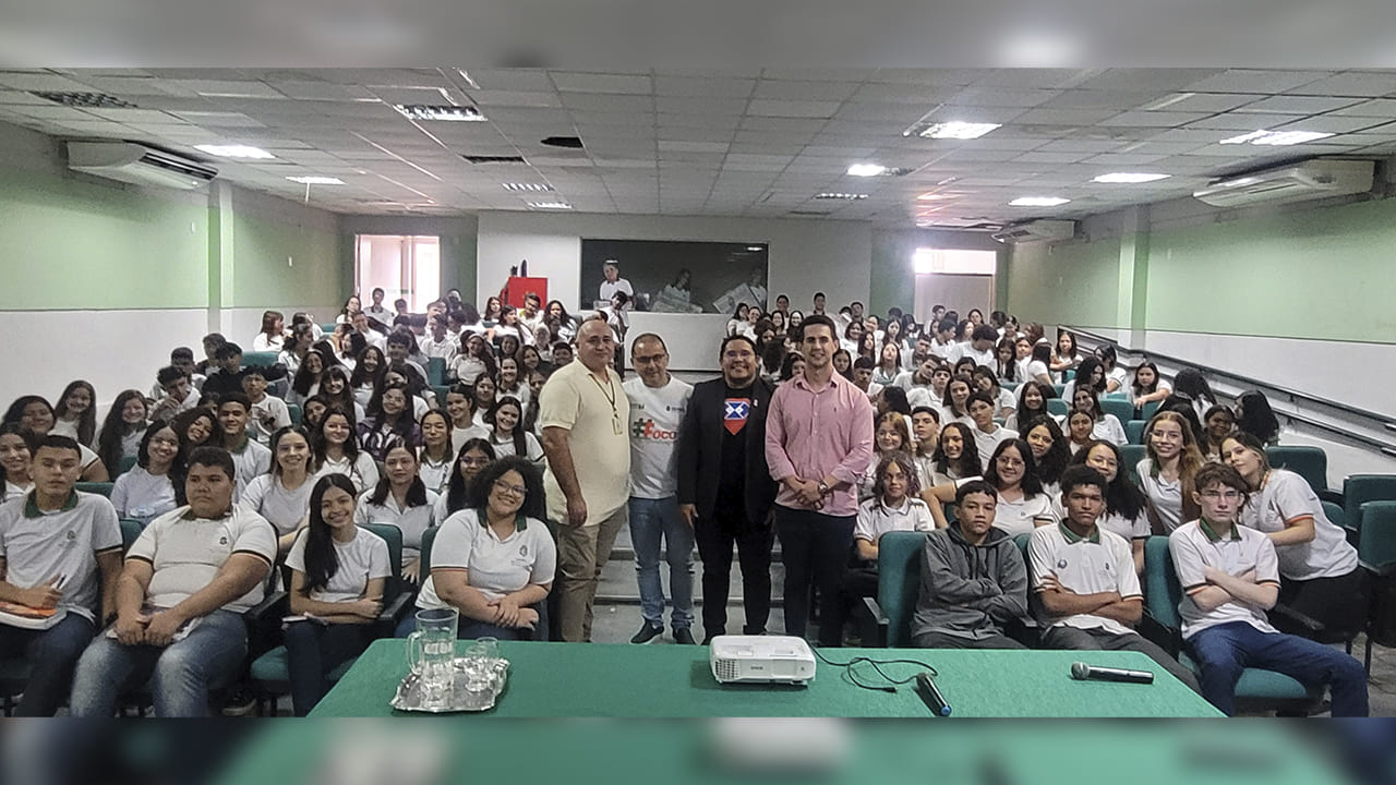 CRA-CE realiza ação do CRA Itinerante na EEEP Professora Lysia Pimentel Gomes Sampaio Sales, em Sobral